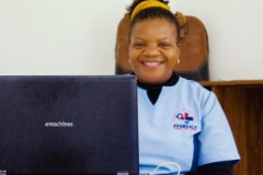 laptop-lady-min_thumb